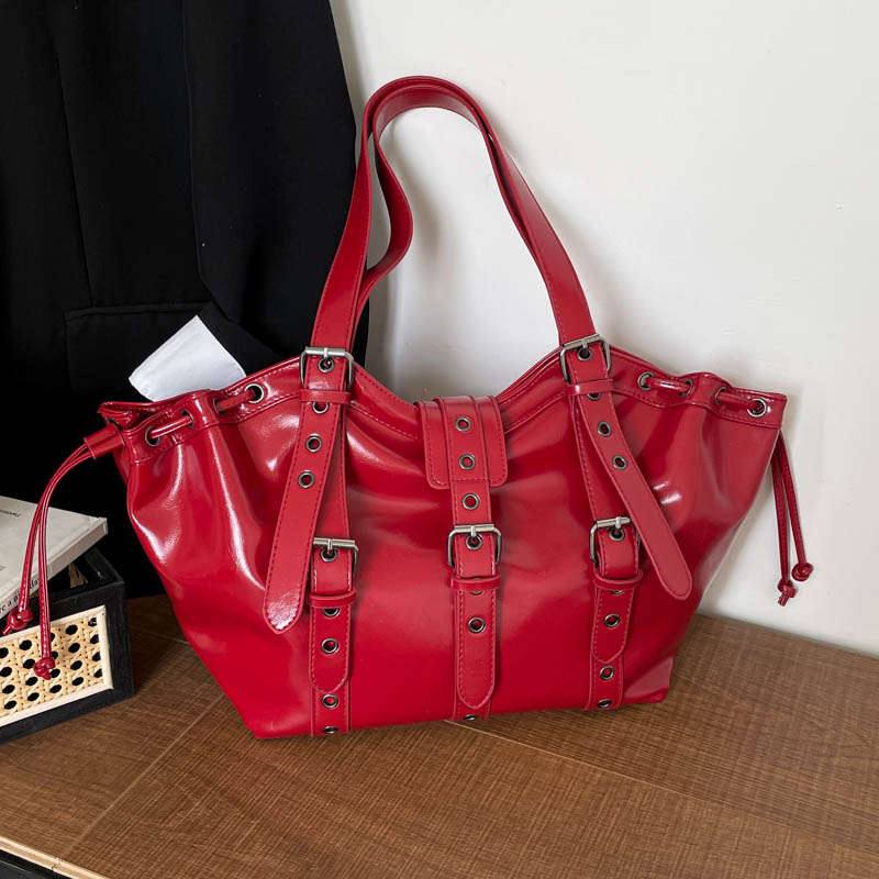 Y2K Gothic Rivet Adjustable St - Women Bags Discount recension och pris